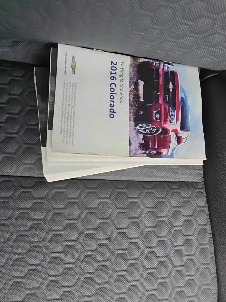 Used 2016 Chevrolet Colorado Z71 image 47