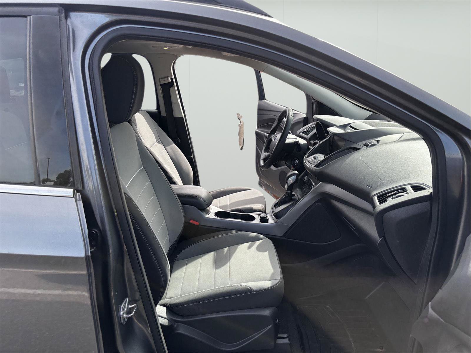 Used 2014 Ford Escape SE w/ Equipment Group 201A FWD image 32