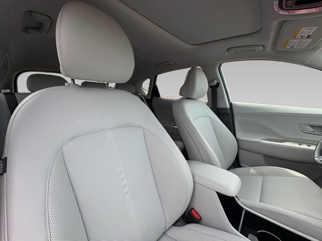 Certified 2024 Hyundai Kona Limited AWD/4WD image 10