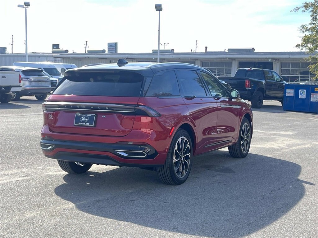 New 2026 Lincoln Nautilus Reserve image 5