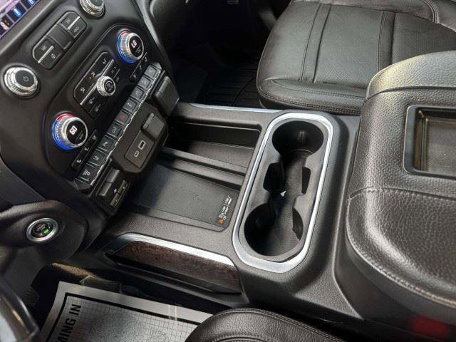 Used 2022 GMC Sierra 3500 Denali AWD/4WD image 34