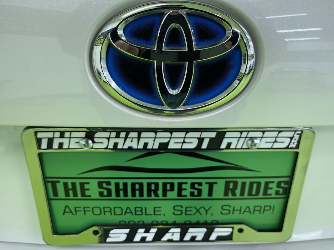 Used 2017 Toyota Prius Four image 12