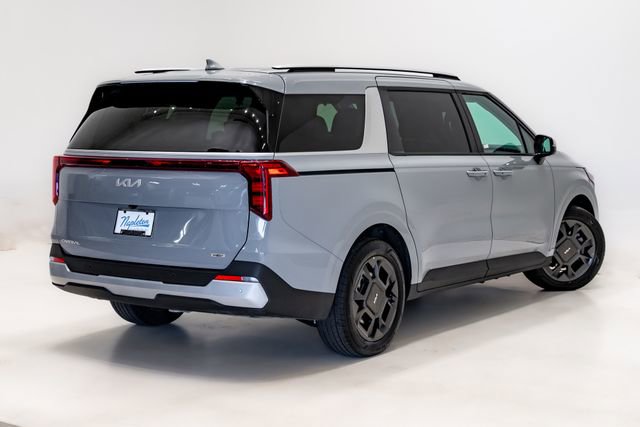 Certified 2025 Kia Carnival EX image 29