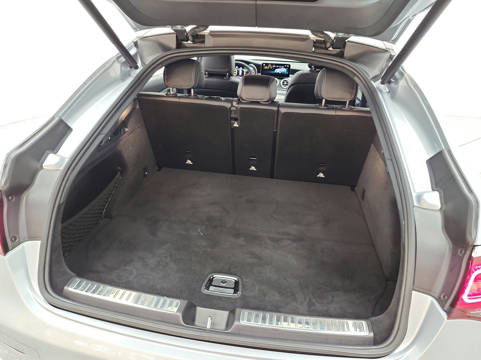 Certified 2023 Mercedes-Benz GLC 300 4MATIC Coupe image 22