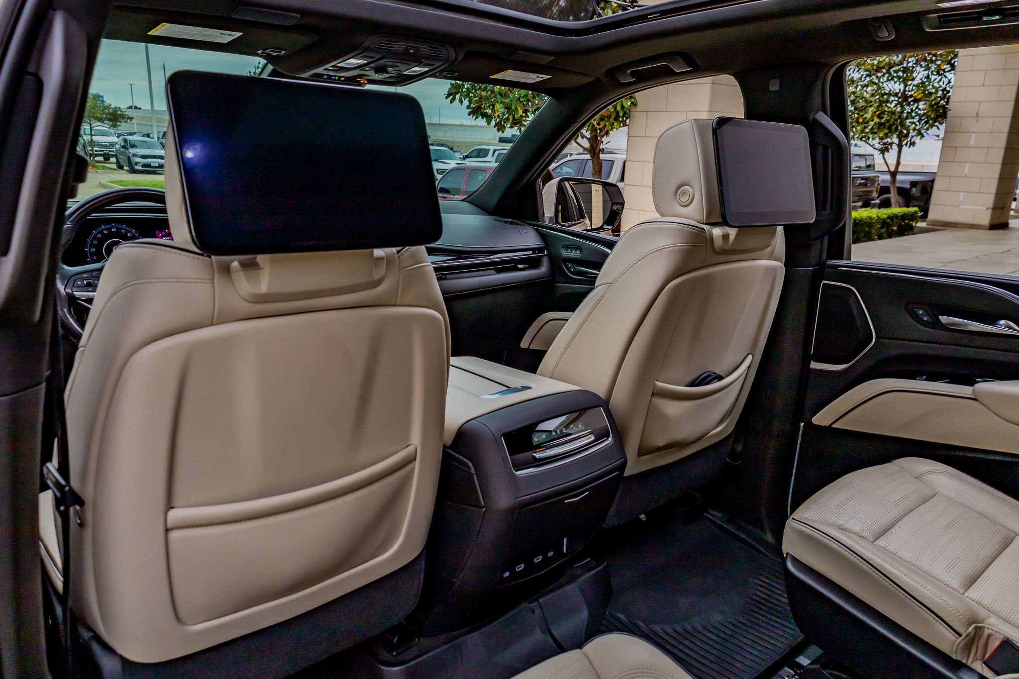 Used 2021 Cadillac Escalade Sport image 33