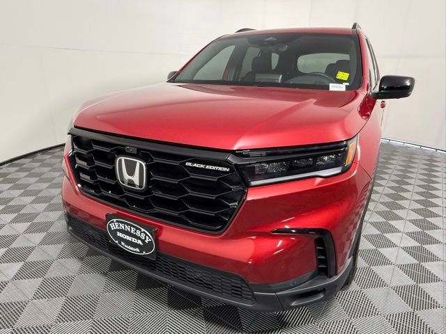 Used 2025 Honda Pilot Black Edition video 2