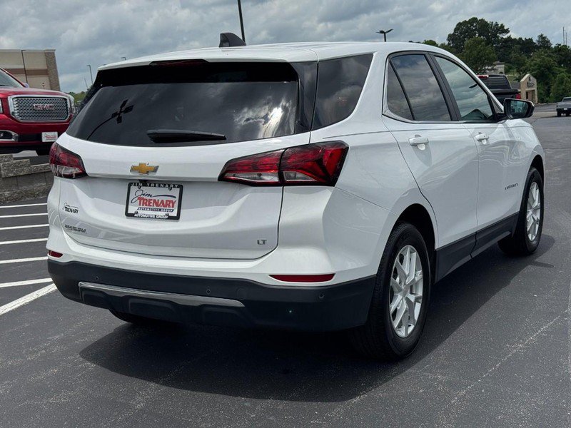 Used 2024 Chevrolet Equinox LT FWD image 3