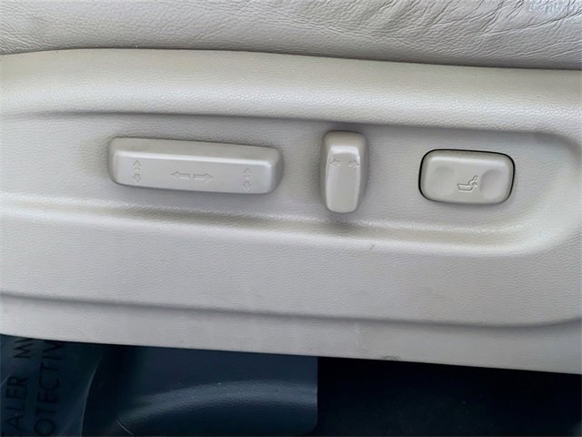 Used 2018 Honda Pilot Touring image 12