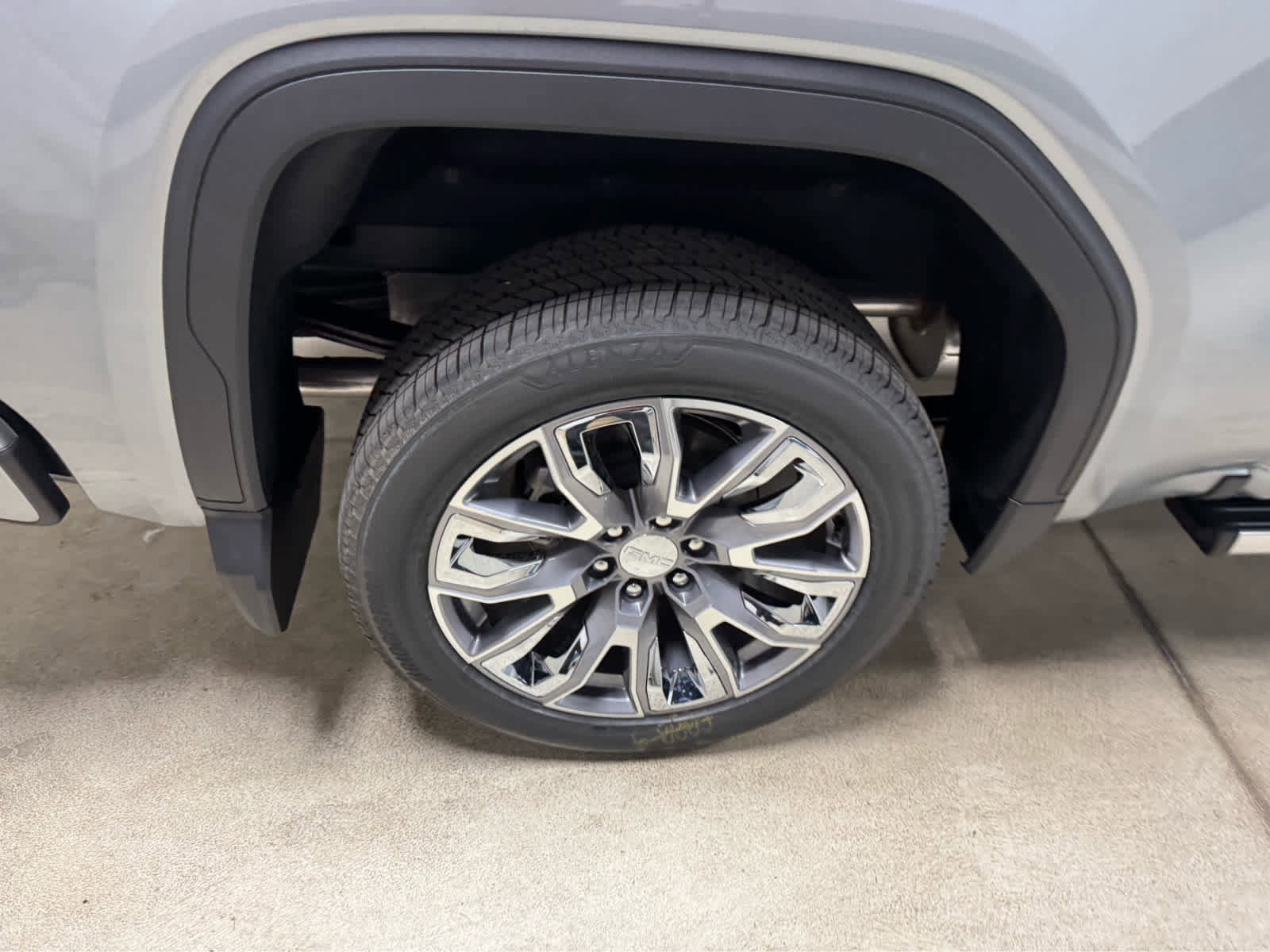 New 2026 GMC Sierra 1500 Denali w/ Denali Reserve Package image 9