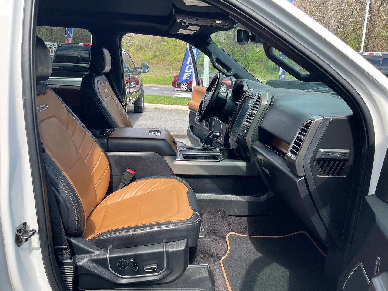 Used 2016 Ford F150 Limited w/ Trailer Tow Package image 36