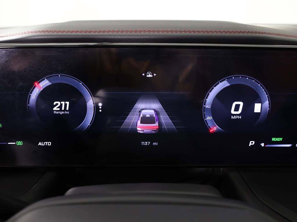 Used 2024 Dodge Charger R/T w/ Plus Group image 39