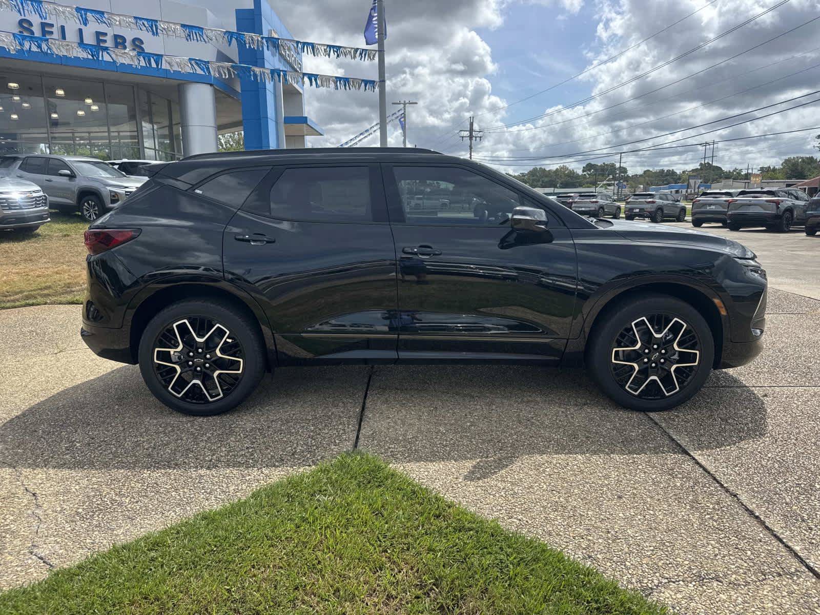 New 2026 Chevrolet Blazer RS w/ Driver Confidence II Package AWD/4WD image 6