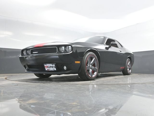 Used 2013 Dodge Challenger SXT RWD image 44