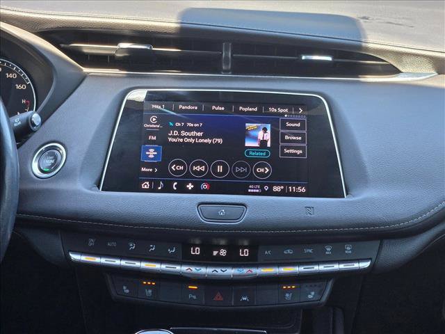 Used 2021 Cadillac XT4 Premium Luxury FWD image 13