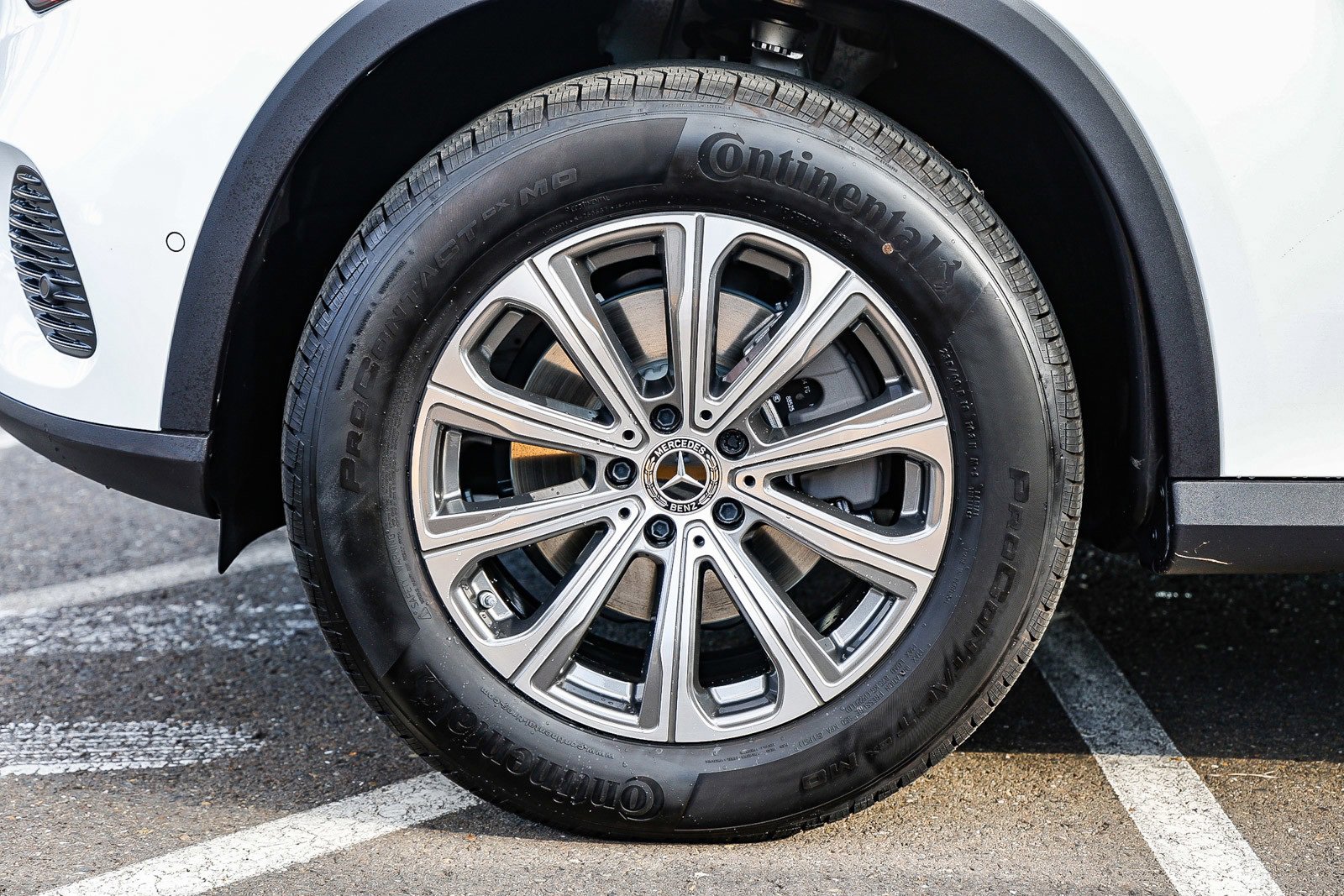 Certified 2025 Mercedes-Benz GLC 300 image 9