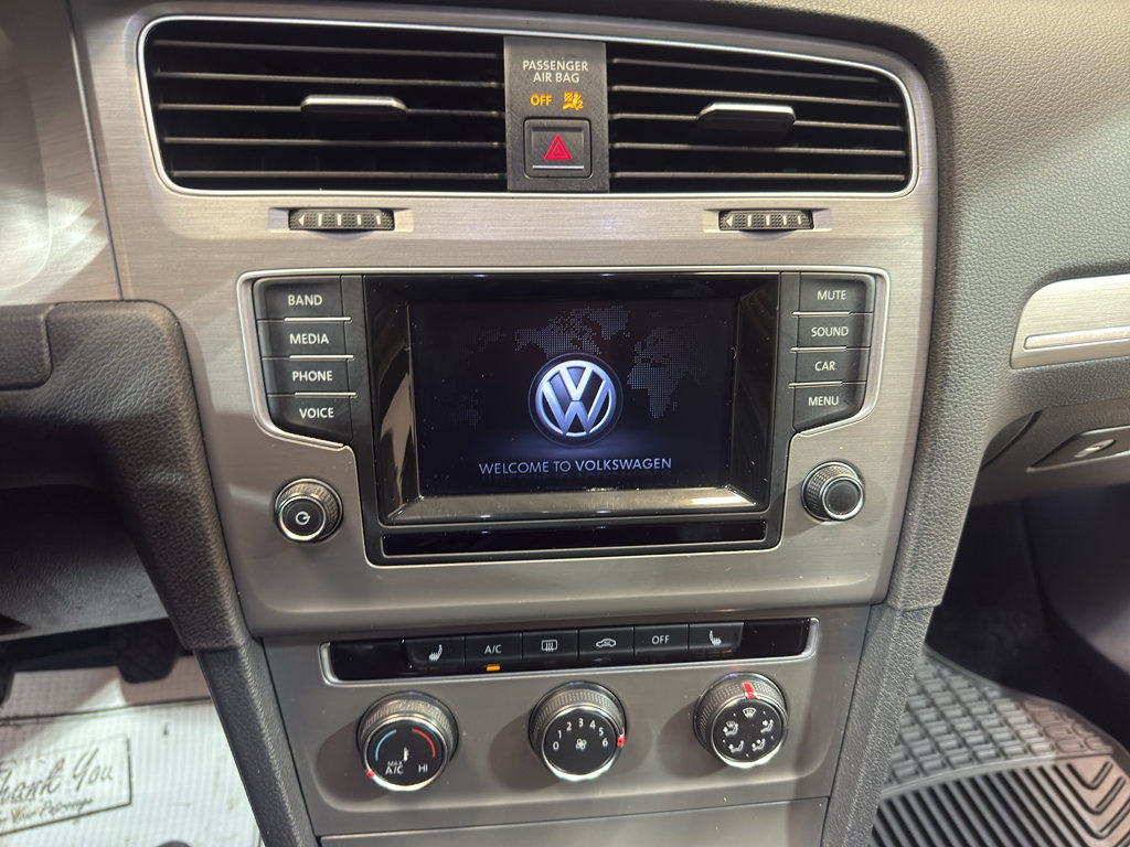 Used 2015 Volkswagen Golf TDI SE FWD image 19