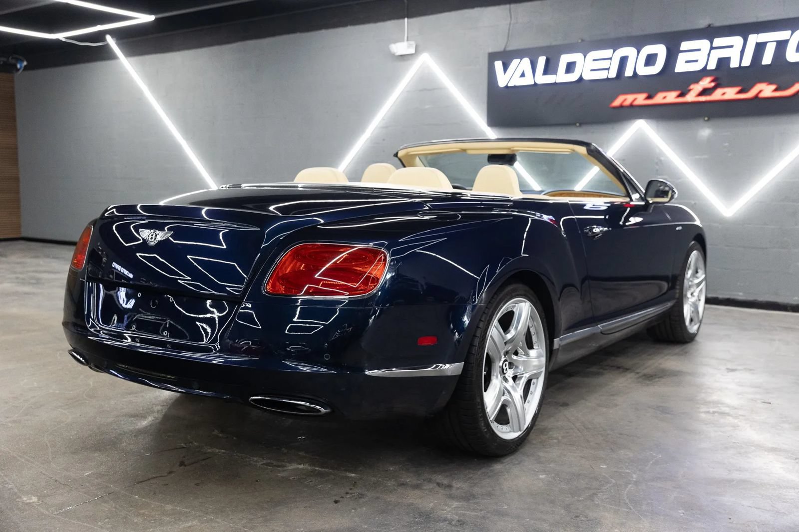 Used 2014 Bentley Continental GT AWD/4WD image 29