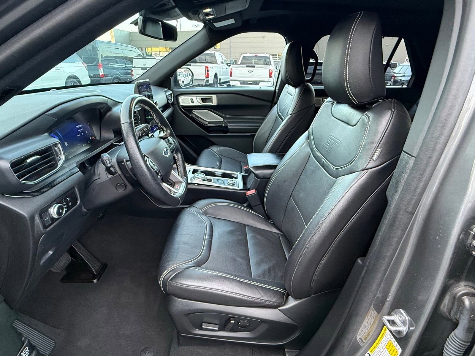 Used 2023 Ford Explorer ST w/ Equipment Group 401A AWD/4WD image 13