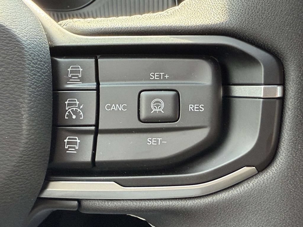 New 2026 Jeep Cherokee Overland AWD/4WD image 23