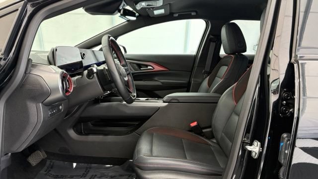 Used 2024 Chevrolet Equinox EV RS FWD image 13