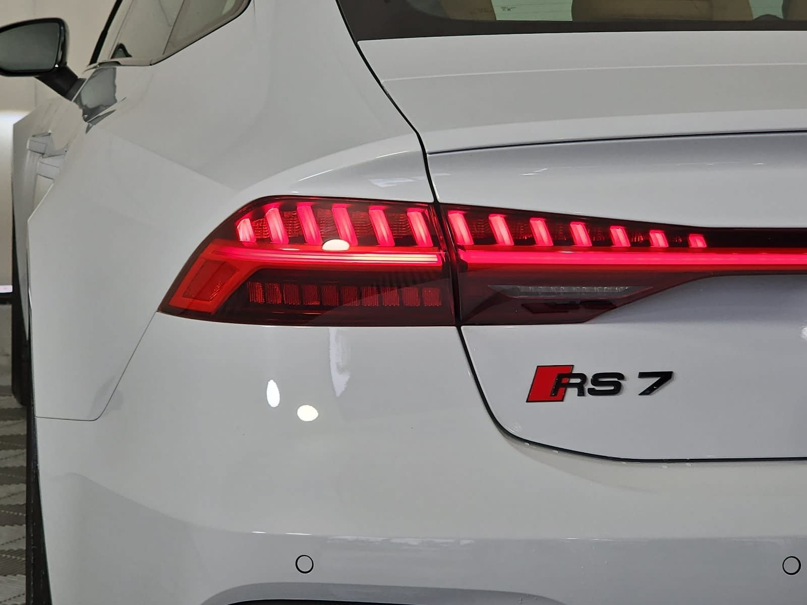 Used 2023 Audi RS 7 Sportback AWD/4WD image 32