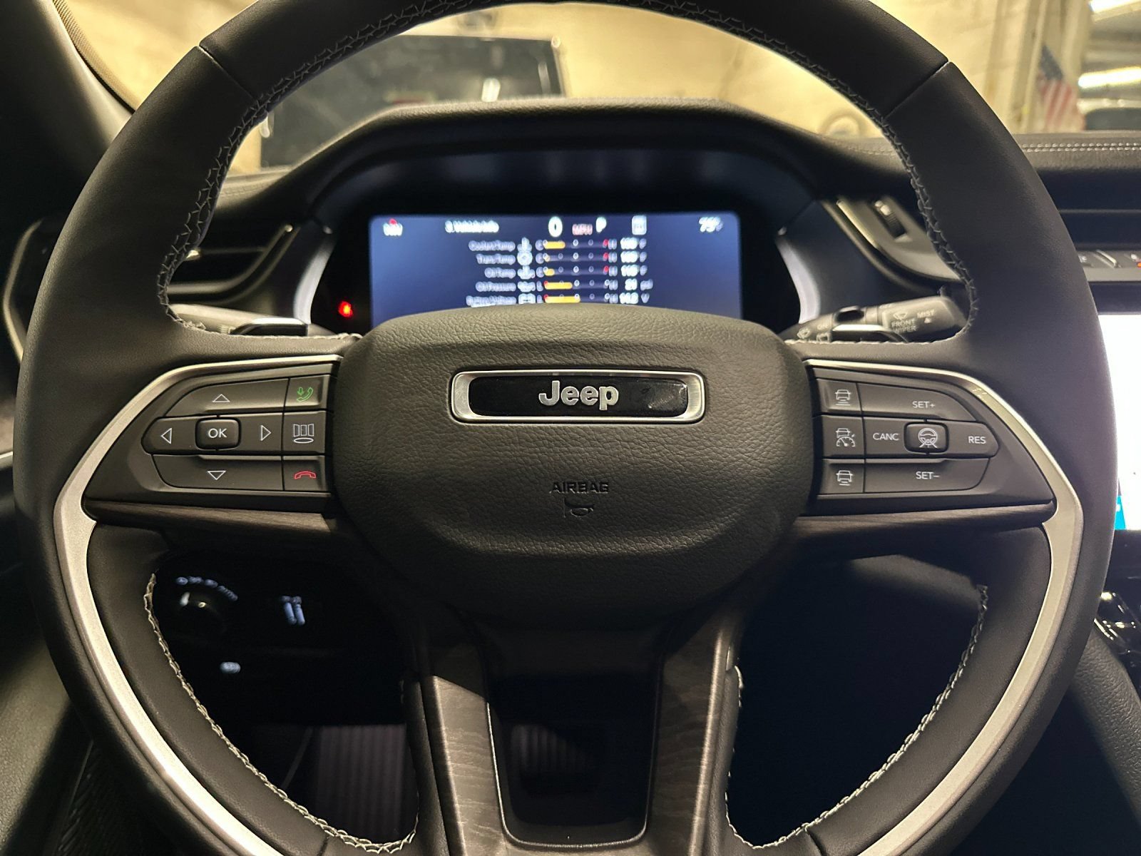 New 2026 Jeep Grand Cherokee Altitude AWD/4WD image 23