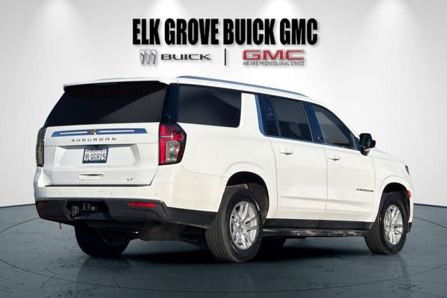 Used 2024 Chevrolet Suburban LT image 4