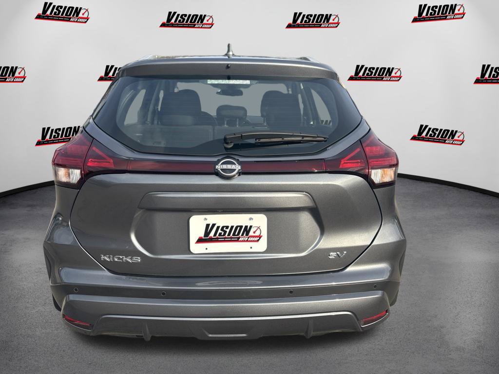 Certified 2024 Nissan Kicks SV FWD image 7