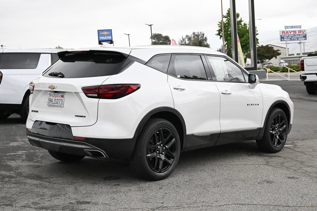 Used 2023 Chevrolet Blazer Premier FWD image 5