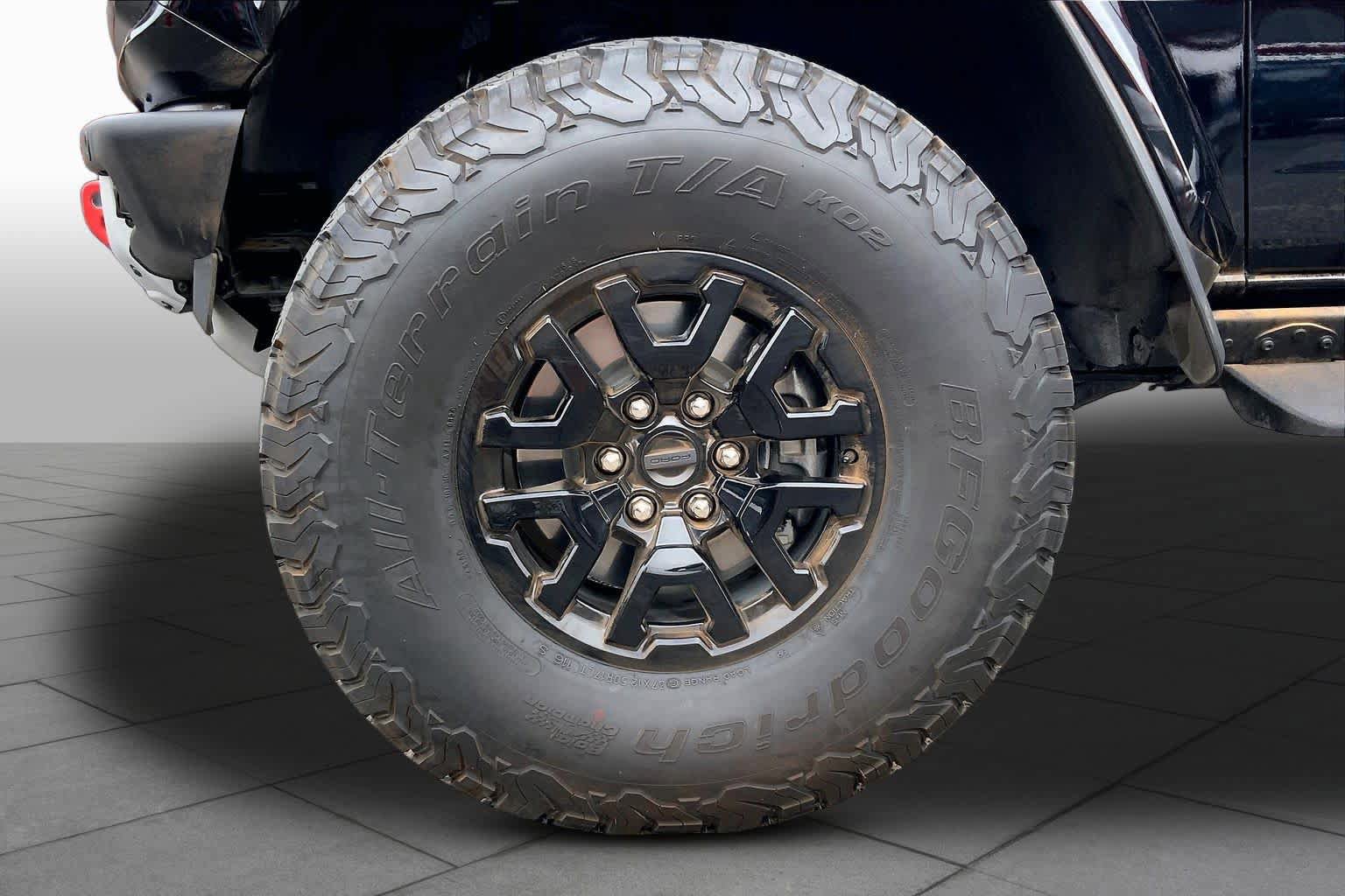 Used 2024 Ford Bronco Raptor w/ Interior Carbon Fiber Pack 6 AWD/4WD image 11