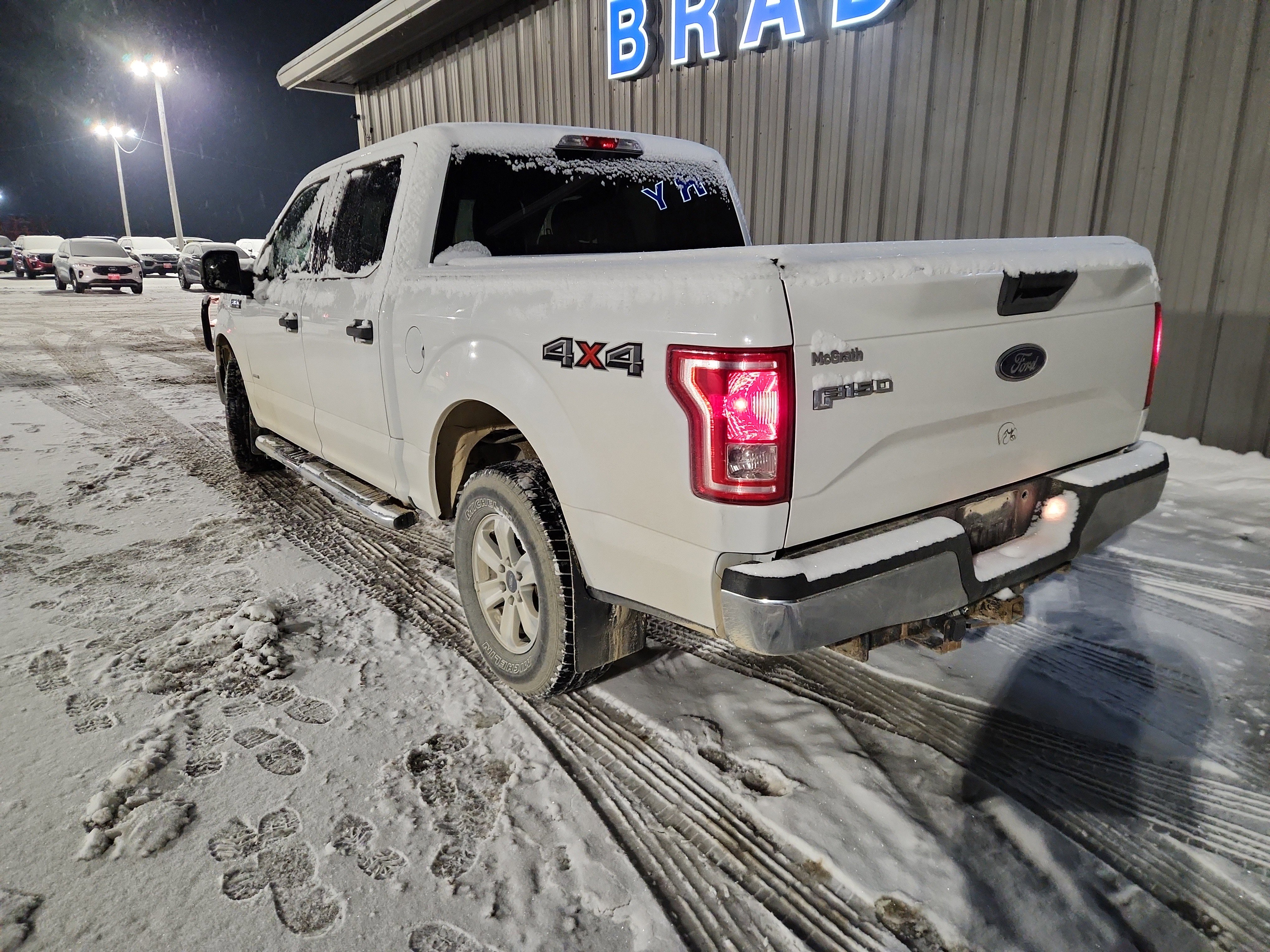 Used 2015 Ford F150 XLT image 11