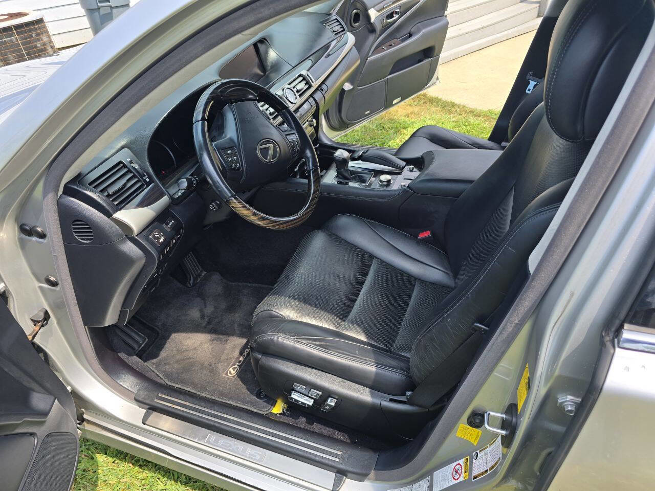 Used 2014 Lexus LS 460 AWD image 14