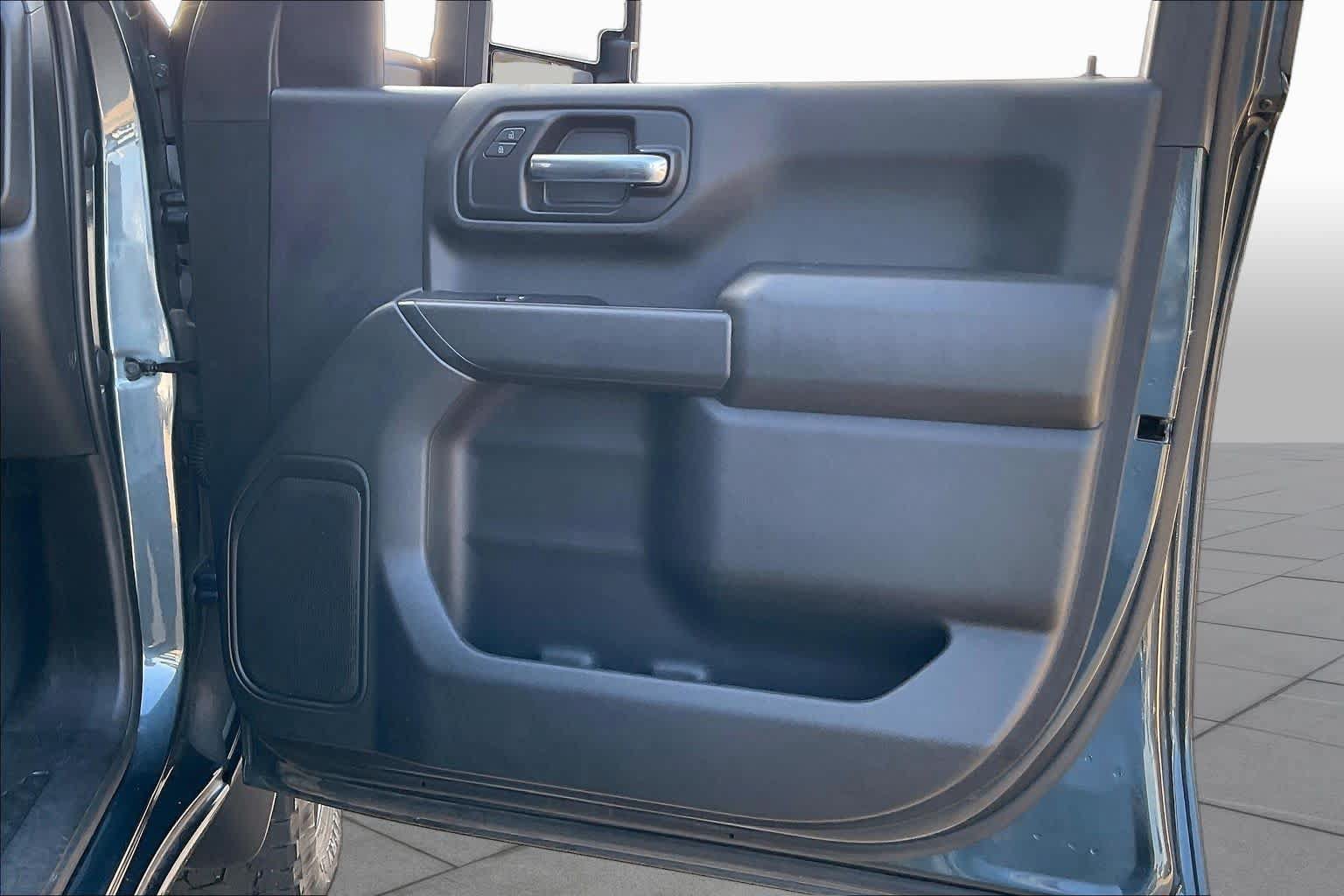 Certified 2020 Chevrolet Silverado 2500 Custom w/ Custom Convenience Package AWD/4WD image 22