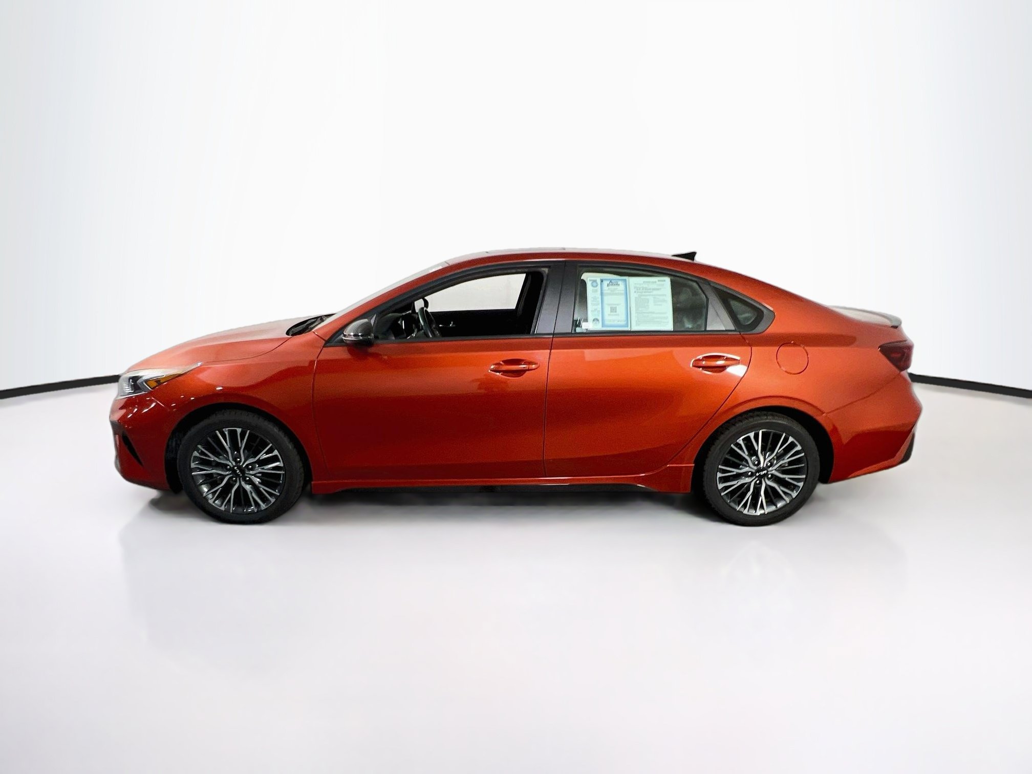 Used 2023 Kia Forte GT-Line w/ GT-Line Premium Package FWD image 8