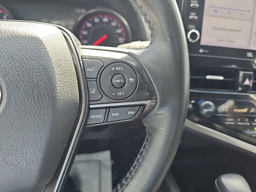 Used 2022 Toyota Camry XSE w/ Navigation Package image 22