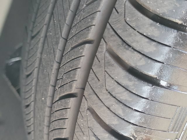 Used 2026 Ford Explorer Active RWD image 28