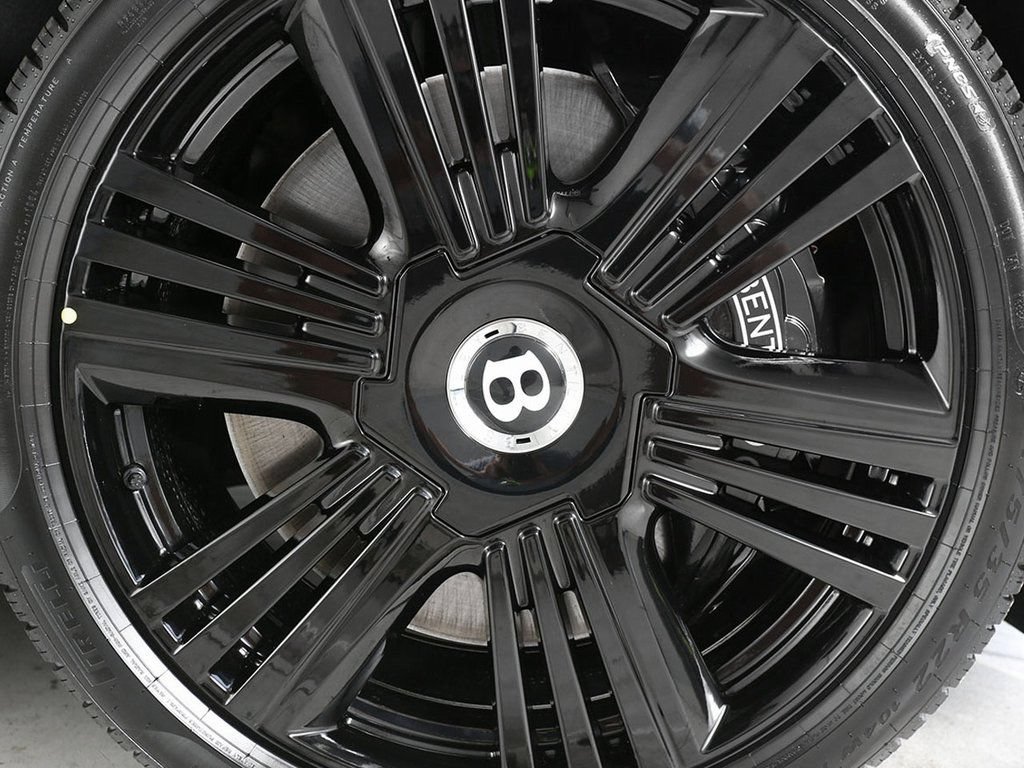 Used 2026 Bentley Flying Spur Plug-In Hybrid AWD/4WD image 6