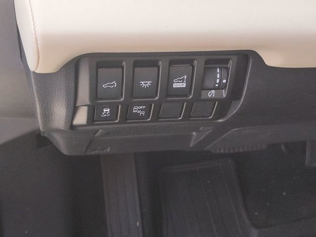 Certified 2021 Subaru Ascent Limited w/ Technology Package image 22