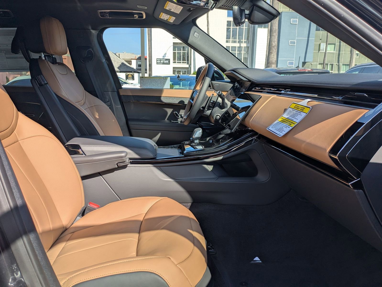 New 2026 Land Rover Range Rover Sport Dynamic SE image 28