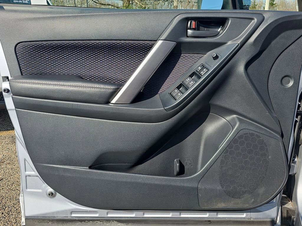 Used 2017 Subaru Forester 2.5i Premium image 26