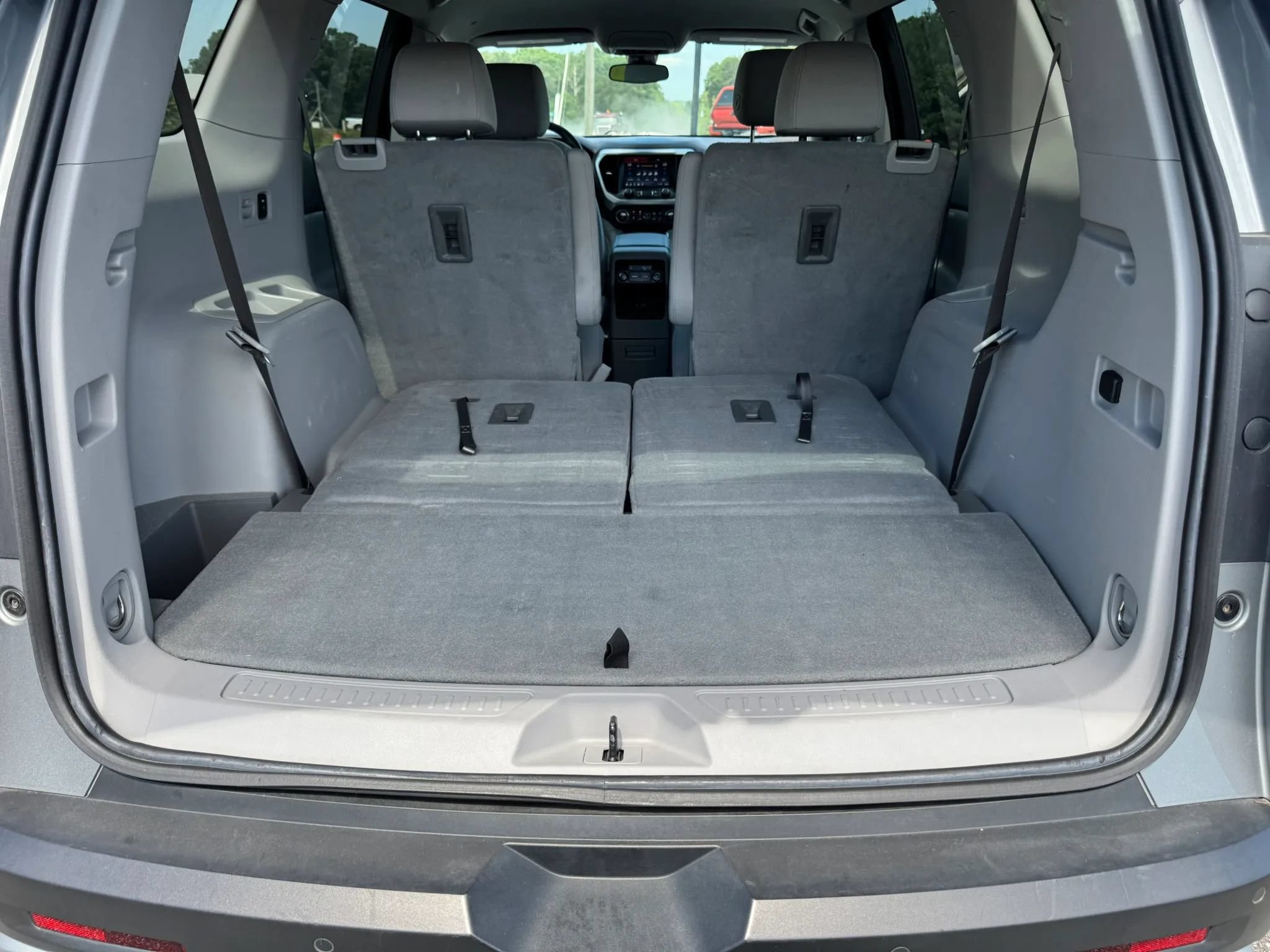 Used 2023 GMC Acadia SLE AWD/4WD image 43