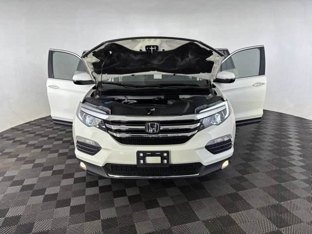 Used 2017 Honda Pilot Elite image 16