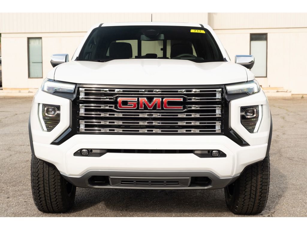 New 2026 GMC Canyon Denali AWD/4WD image 3