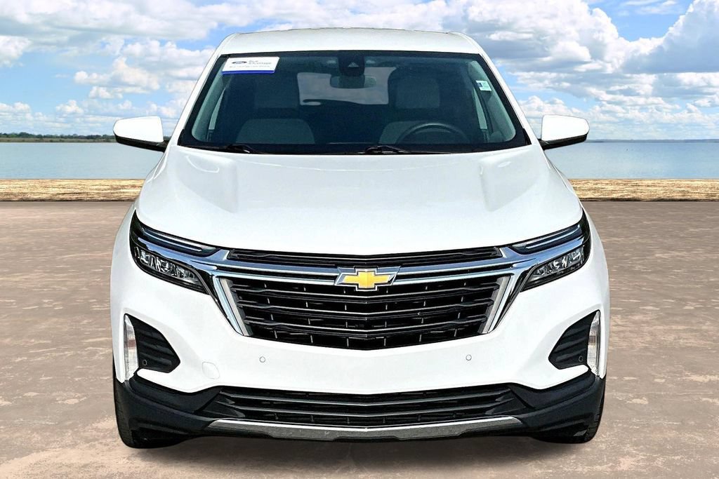 Used 2023 Chevrolet Equinox LT FWD image 2