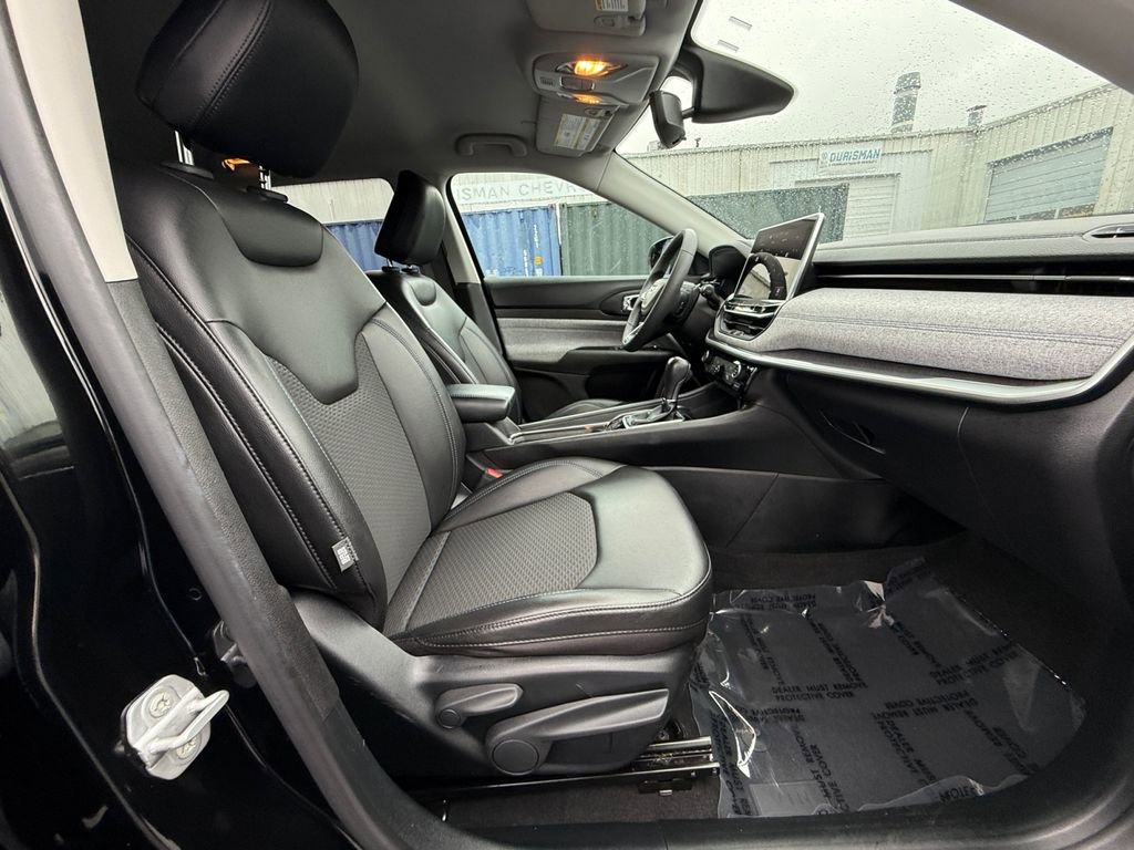 Used 2022 Jeep Compass Latitude image 24