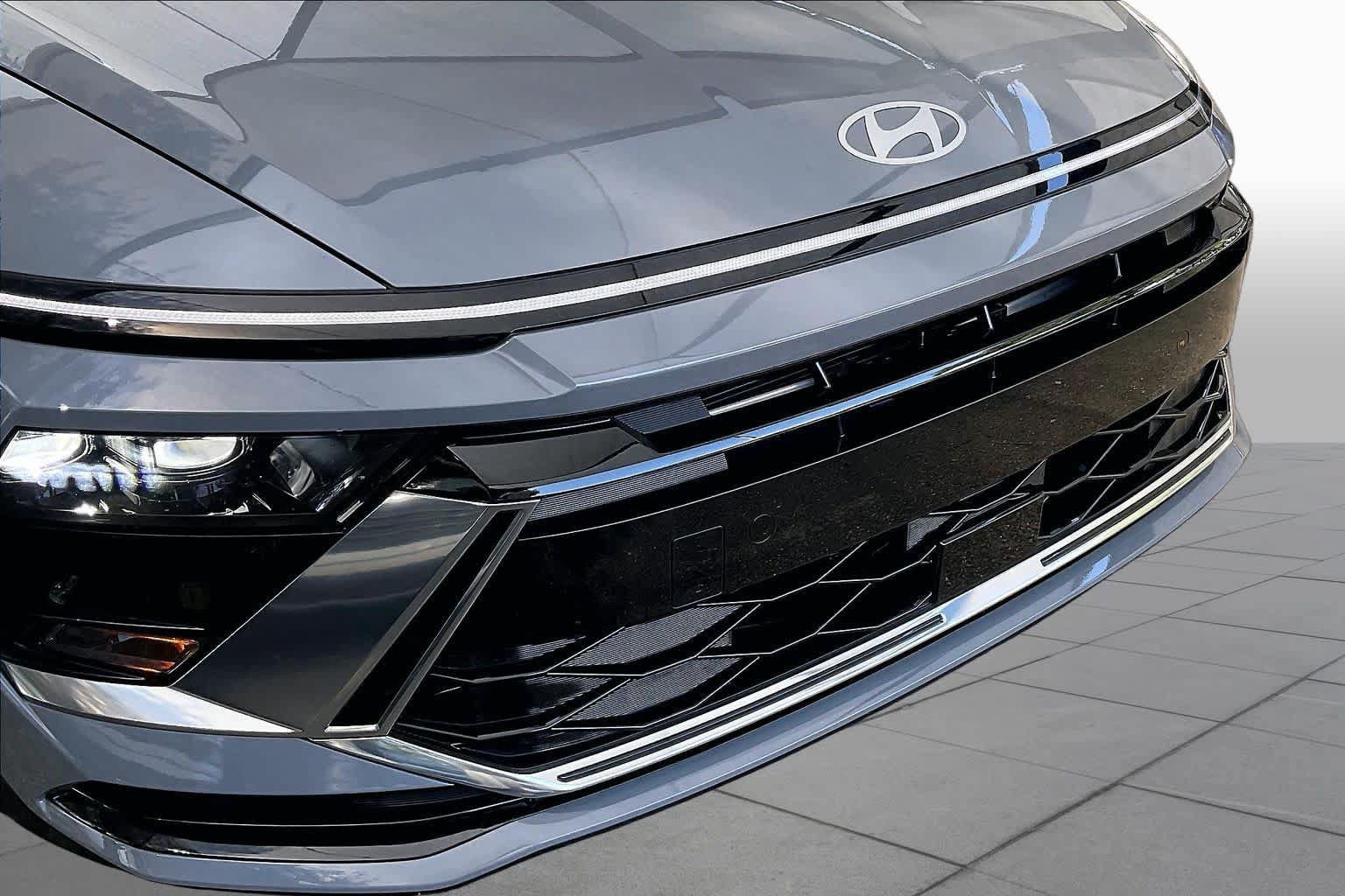 Certified 2026 Hyundai Sonata SEL AWD/4WD image 30