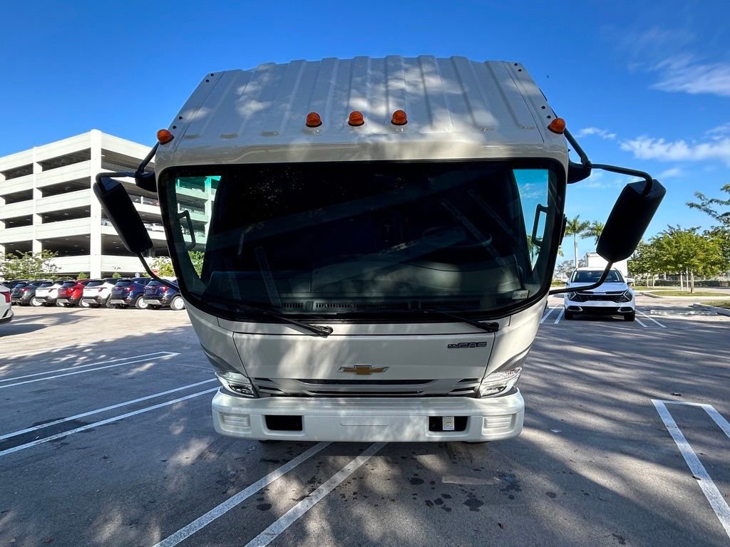 New 2024 Chevrolet Low Cab Forward image 10