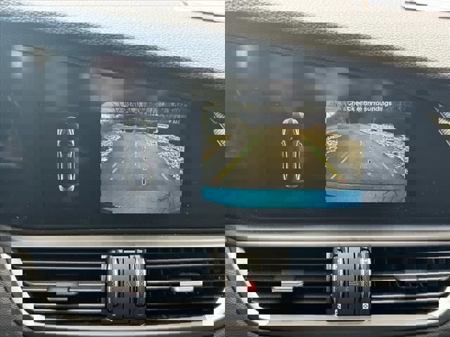 New 2025 Alfa Romeo Giulia AWD w/ Veloce Package AWD image 33