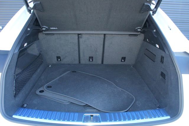 Certified 2025 Porsche Cayenne Coupe image 12