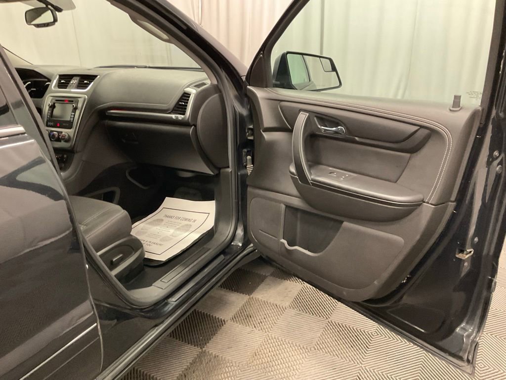 Used 2014 GMC Acadia SLE image 31